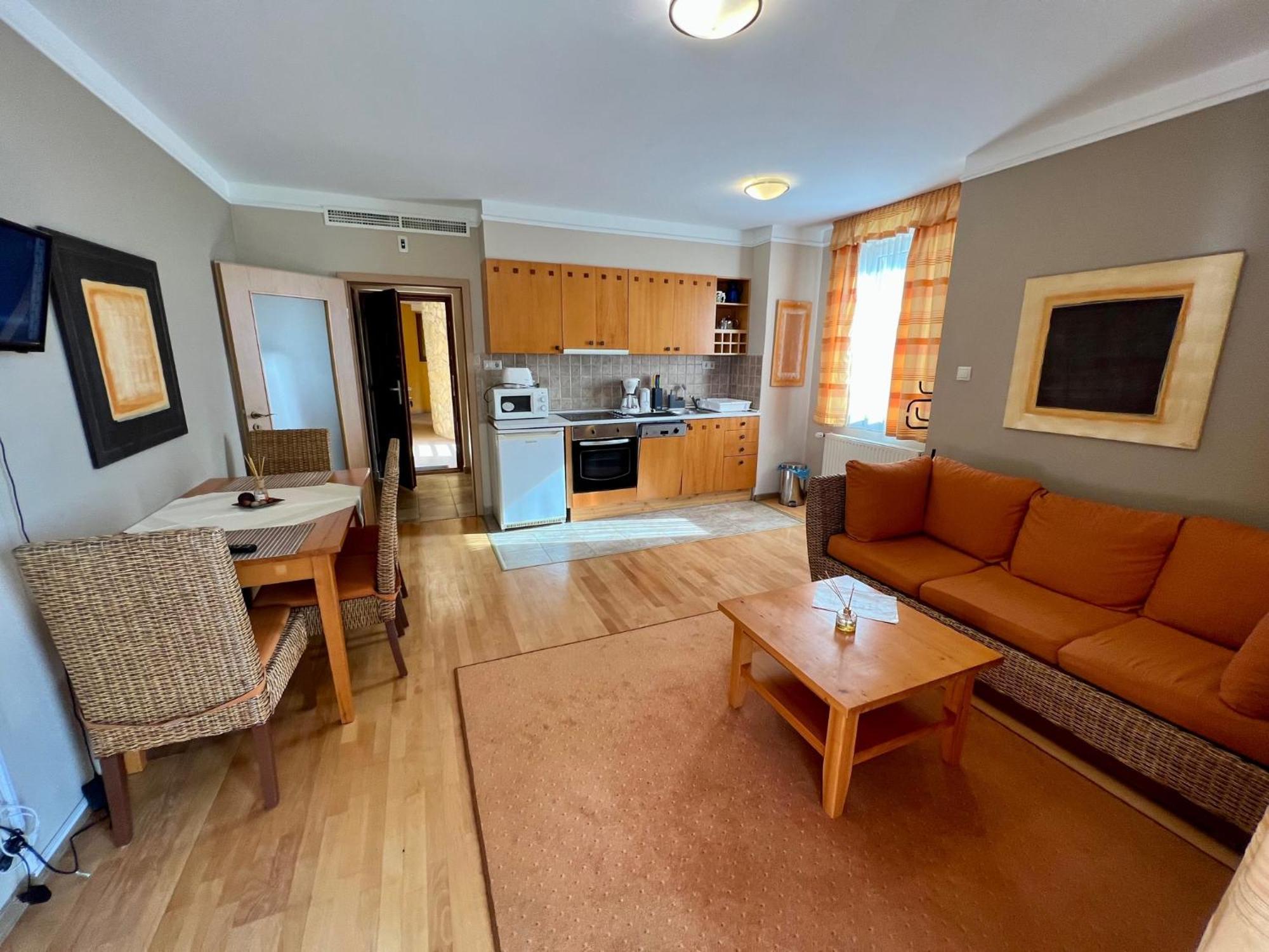 Luxus Golf Apartment Bük 外观 照片