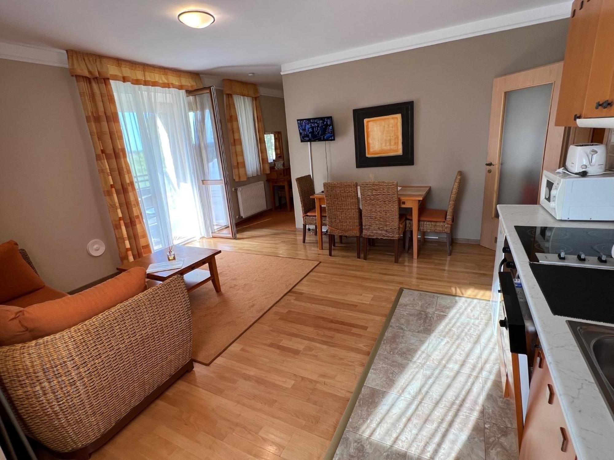 Luxus Golf Apartment Bük 外观 照片